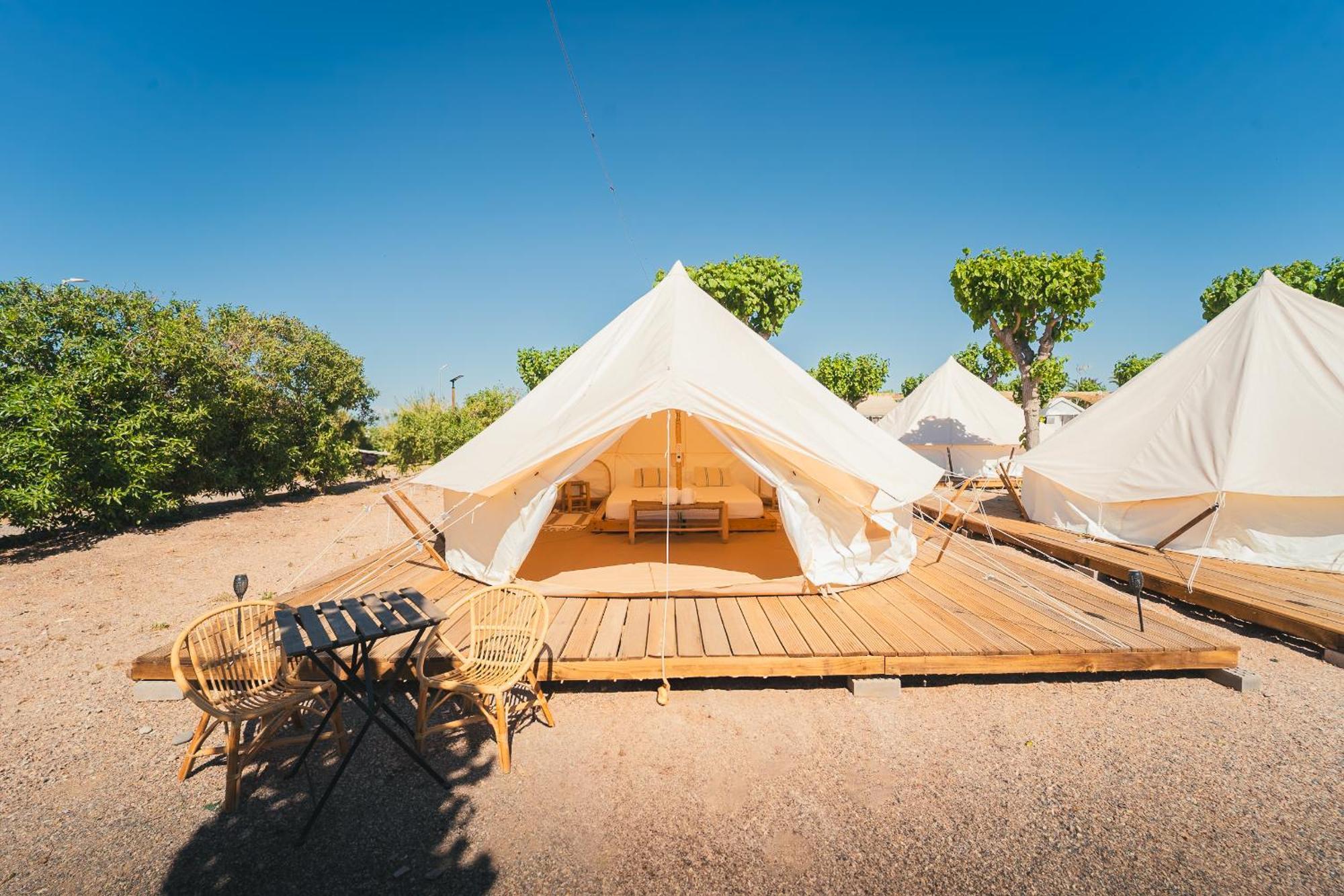 Camping Tres Estrellas Mediterraneo 실세스 외부 사진