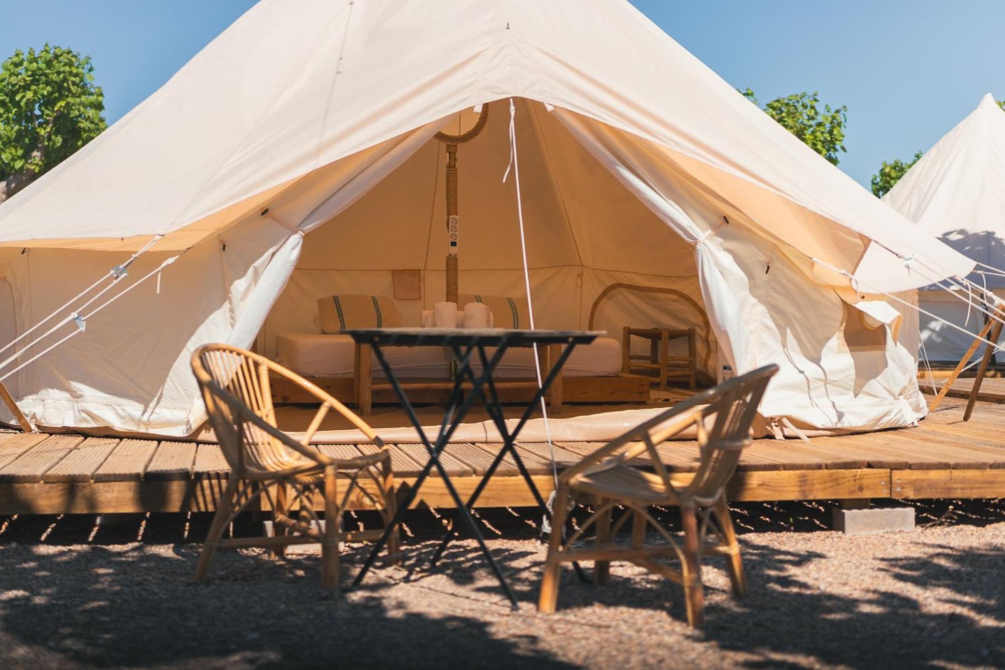 Camping Tres Estrellas Mediterraneo 실세스 외부 사진